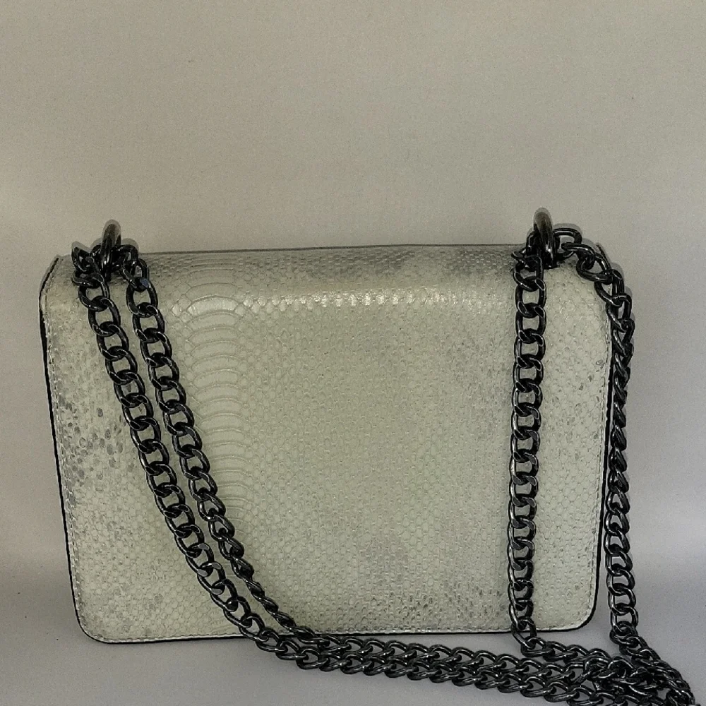 Snake Print Silver & White Chain Strap   Bag